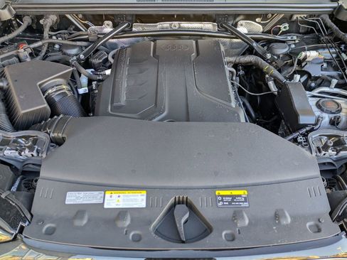 New 2025 Audi Q5 Premium Plus image 12