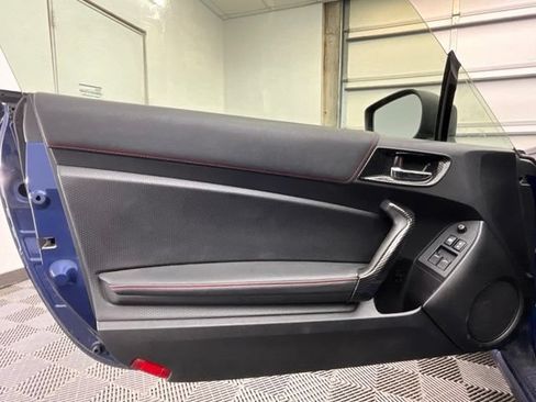 Used 2013 Subaru BRZ Premium w/ Popular Pkg 2C RWD image 10