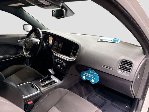 Used 2022 Dodge Charger GT image 31