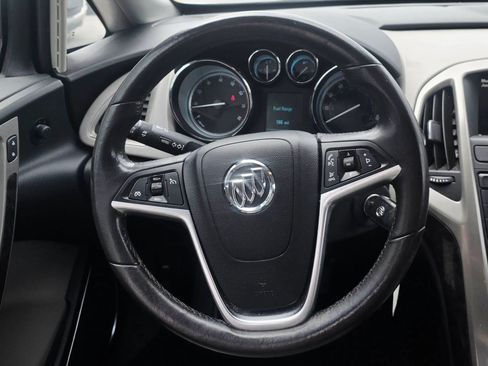 Used 2015 Buick Verano FWD image 18