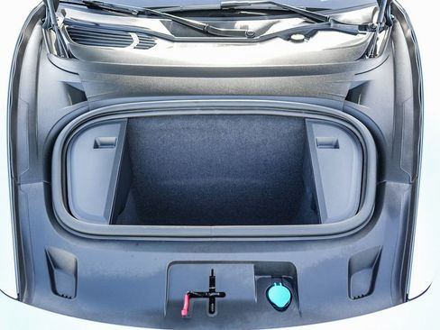 Used 2021 Porsche Taycan image 27