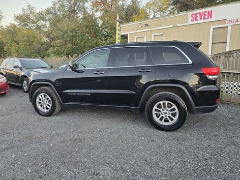 Used 2018 Jeep Grand Cherokee Laredo image 19