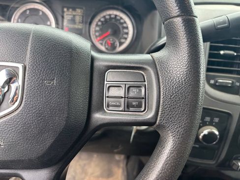 Used 2018 RAM 2500 Tradesman w/ Chrome Appearance Group AWD/4WD image 17