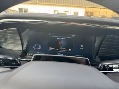 Used 2024 Lincoln Navigator L Black Label image 15