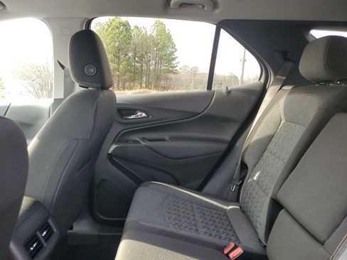 Used 2023 Chevrolet Equinox LT image 8