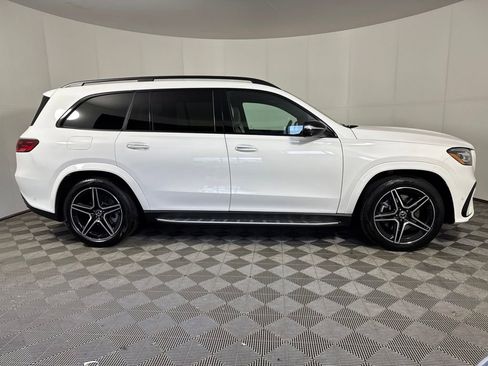 Certified 2025 Mercedes-Benz GLS 450 4MATIC image 8