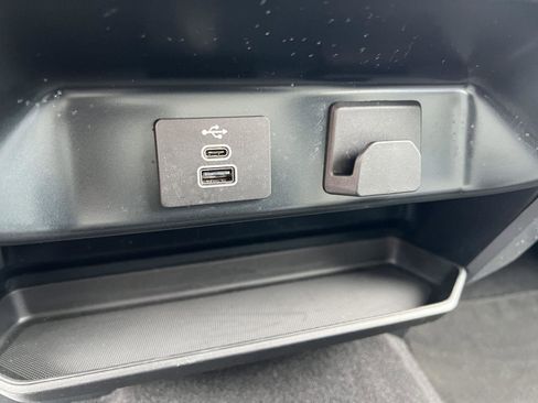 Used 2025 Ford F150 XLT w/ Equipment Group 301A Standard image 33