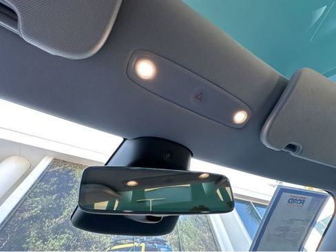 Used 2024 Tesla Model 3 Standard Range image 23