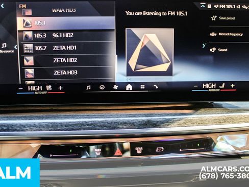 Used 2023 BMW 740i w/ Parking Assistance Package image 35