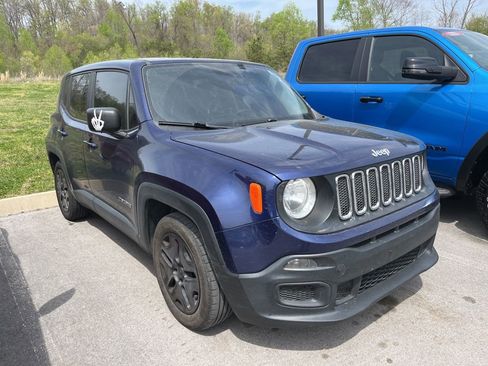 Used 2017 Jeep Renegade Sport w/ Power & Air Group image 2