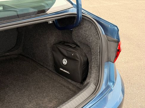 Used 2019 Volkswagen Jetta SE FWD image 40