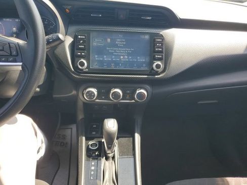 Used 2023 Nissan Kicks SV FWD image 21