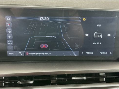 Used 2025 Kia Telluride S FWD image 22
