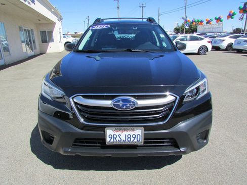 Used 2021 Subaru Outback AWD/4WD image 3