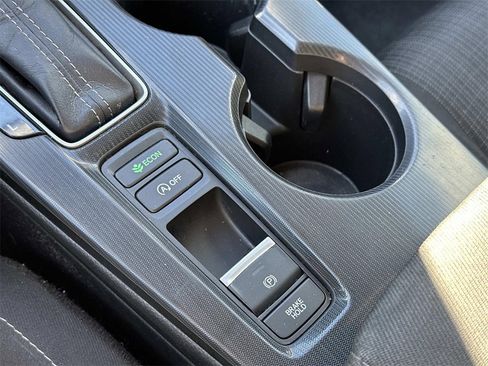 Used 2022 Honda Civic LX image 33