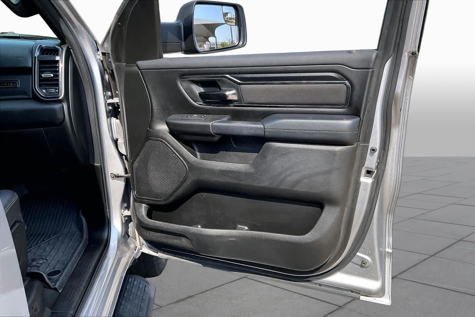 Used 2024 RAM 1500 Big Horn AWD/4WD image 22