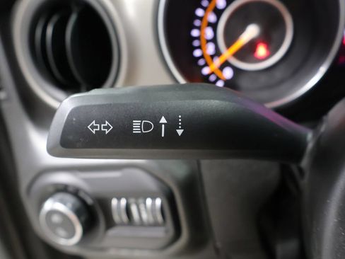 Used 2022 Jeep Gladiator Sport AWD/4WD image 34