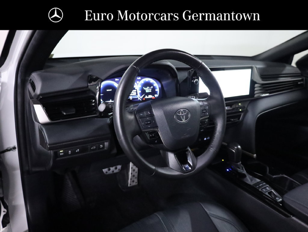 Used 2025 Toyota Camry XSE FWD image 26