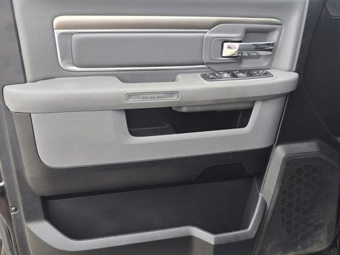 Used 2018 RAM 1500 Big Horn image 12