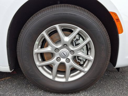 New 2026 Chrysler Pacifica Select image 7