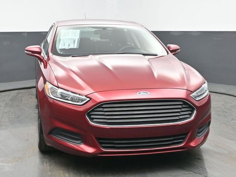 Used 2016 Ford Fusion SE image 8
