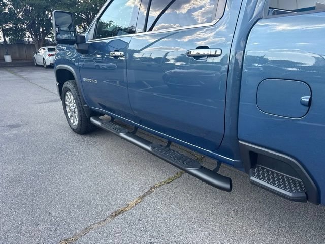 Used 2025 Chevrolet Silverado 2500 LTZ w/ LTZ Convenience Package AWD/4WD image 19