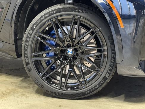 New 2026 BMW X5 M Competition w/ Executive Package image 9