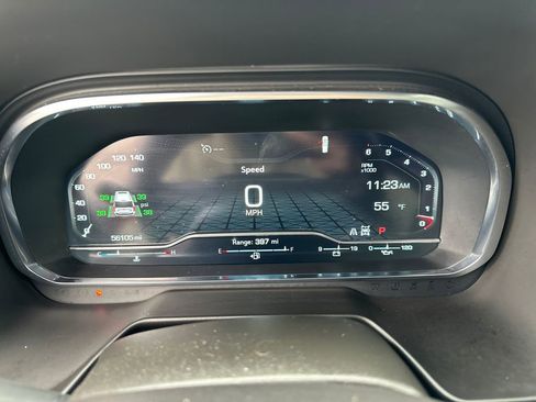 Used 2024 GMC Yukon XL SLT image 23