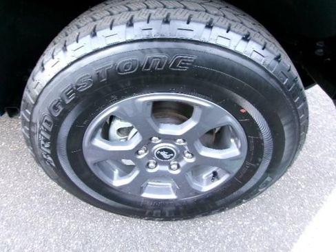 Certified 2025 Ford Bronco Big Bend AWD/4WD image 4