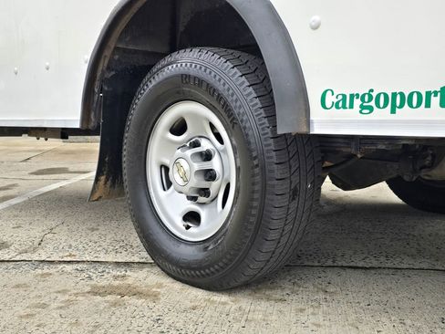 Used 2022 Chevrolet Express 3500 w/ Power Convenience Package image 37