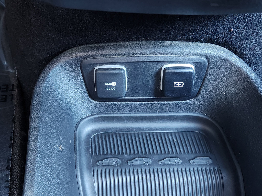 Used 2021 Chrysler Pacifica Touring-L w/ Premium & Safety Sphere Group FWD image 31