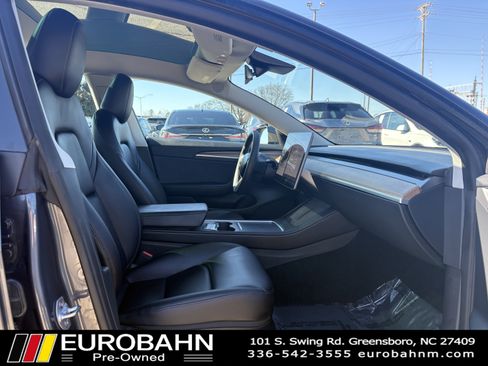 Used 2023 Tesla Model 3 Standard Range image 15