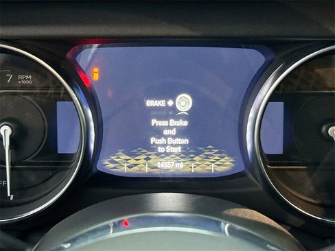 Used 2023 Jeep Wrangler Unlimited Sahara image 13