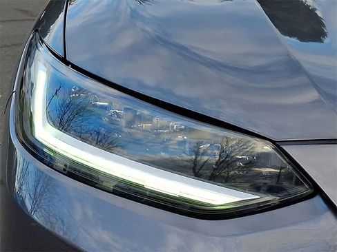 Certified 2023 Honda HR-V LX image 27