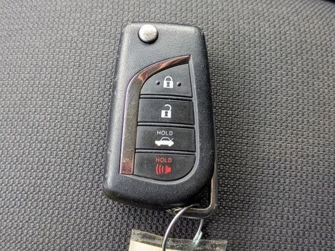 Used 2023 Toyota Corolla LE FWD image 31