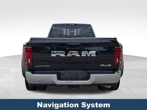 Used 2025 RAM 3500 Limited AWD/4WD image 6
