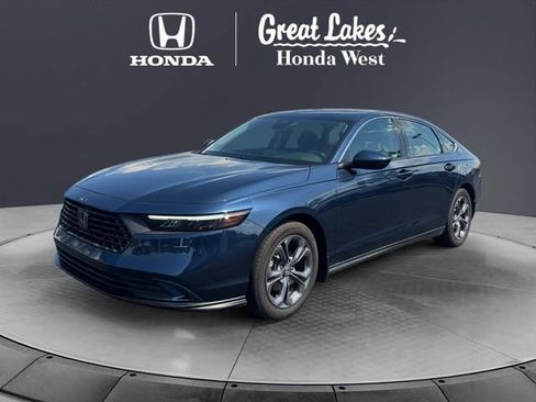 Used 2023 Honda Accord EX image 1
