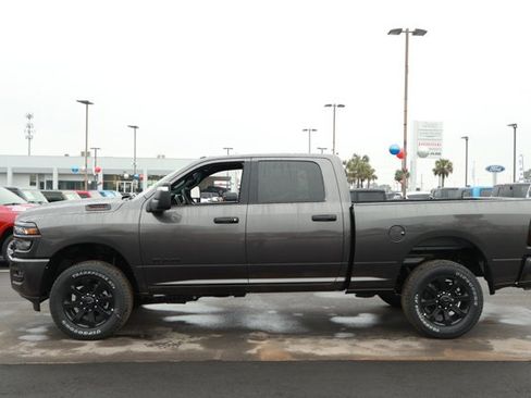 New 2026 RAM 2500 Big Horn AWD/4WD image 10