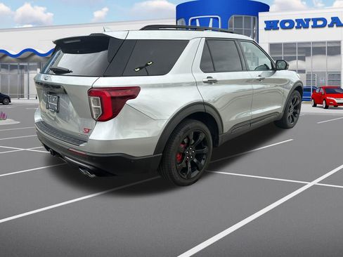 Used 2020 Ford Explorer ST w/ ST Street Pack AWD/4WD image 9