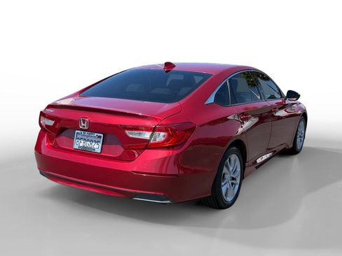 Used 2018 Honda Accord LX image 5
