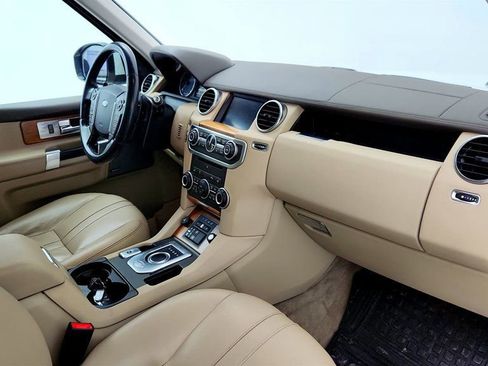 Used 2016 Land Rover LR4 HSE image 27