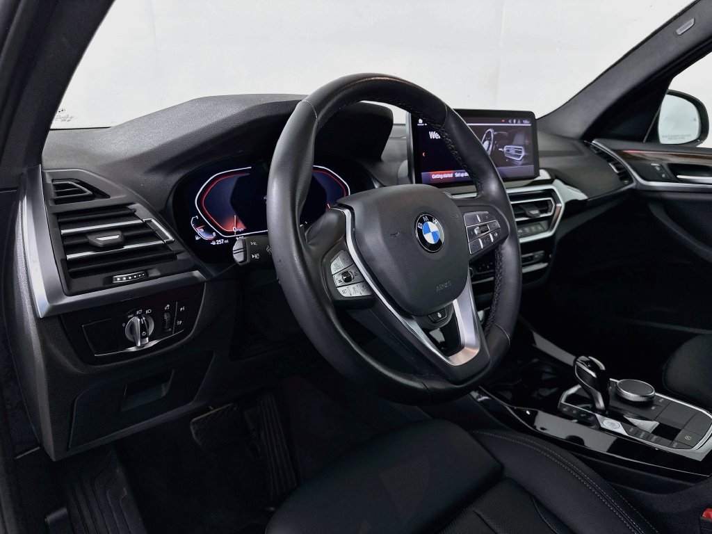 Used 2023 BMW X3 sDrive30i w/ Premium Package RWD image 9