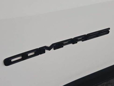 Used 2019 Jeep Compass Latitude FWD image 36