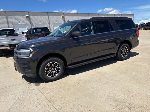 Used 2024 Ford Expedition Max XLT AWD/4WD image 5