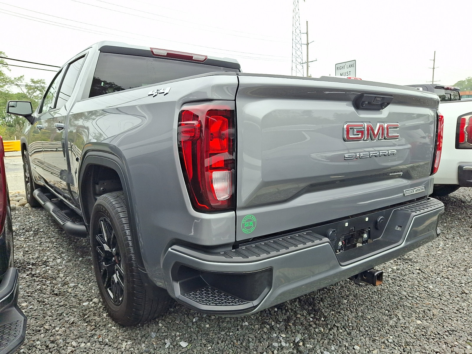 Used 2023 GMC Sierra 1500 Elevation AWD/4WD image 4