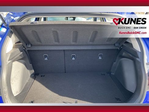 Used 2025 Hyundai Venue SEL image 27