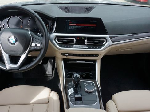 Used 2020 BMW 330i Sedan w/ Driving Assistance Package image 27