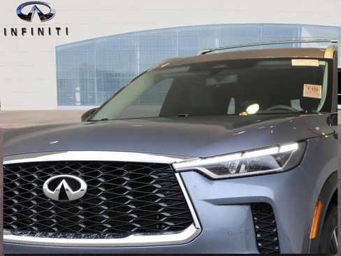 Certified 2023 INFINITI QX60 Sensory w/ Vision Package image 14