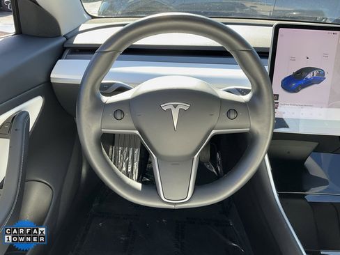 Used 2019 Tesla Model 3 Long Range image 37