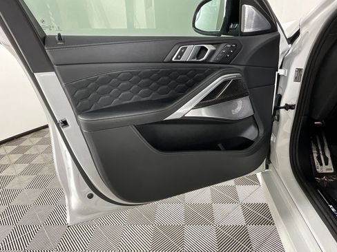 Used 2026 BMW X6 M Competition w/ Executive Package image 16